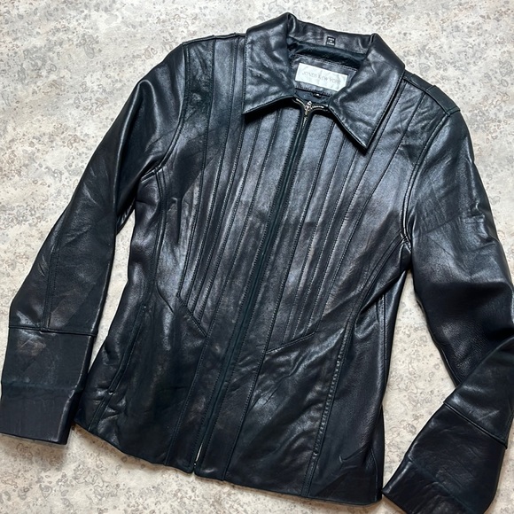 Vintage Jones New York Leather Jacket - Picture 1 of 9